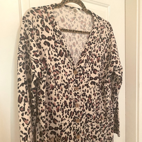 Leopard Cardigan - Picture 1 of 5